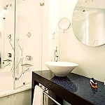 Park Plaza Hotel
