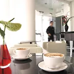 Park Plaza Hotel 4*