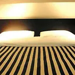 Park Plaza 4*