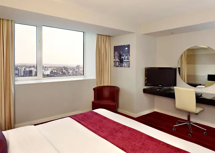 Park Plaza Hotel 4*
