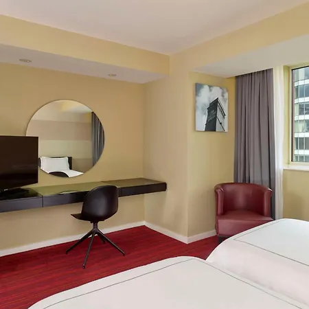 מלון Park Plaza לידס