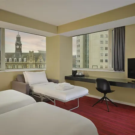 Hotel Park Plaza 4*