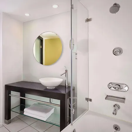 Hotel Park Plaza 4*