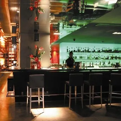 Hotel Park Plaza 4*