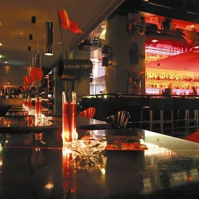 Park Plaza
