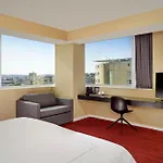 Hotel Park Plaza 4*