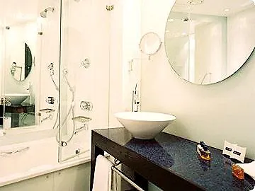 Park Plaza Hotel